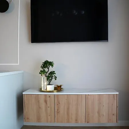 Apartment Metro Targowek 27 Warsaw