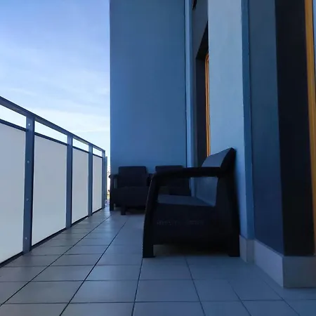 Apartment Metro Targowek 27 Warsaw