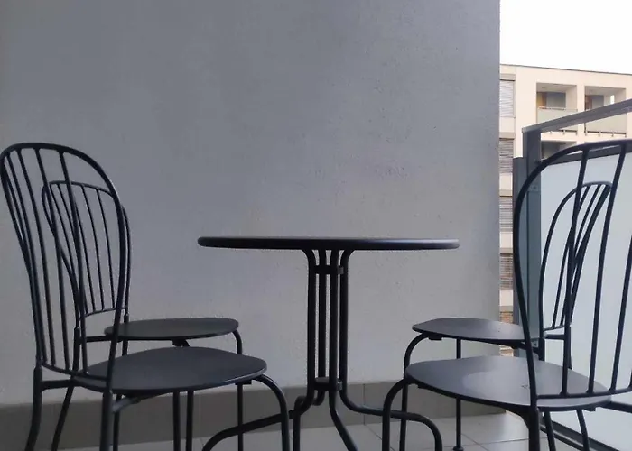 Apartman Metro Targowek 27 Varsó